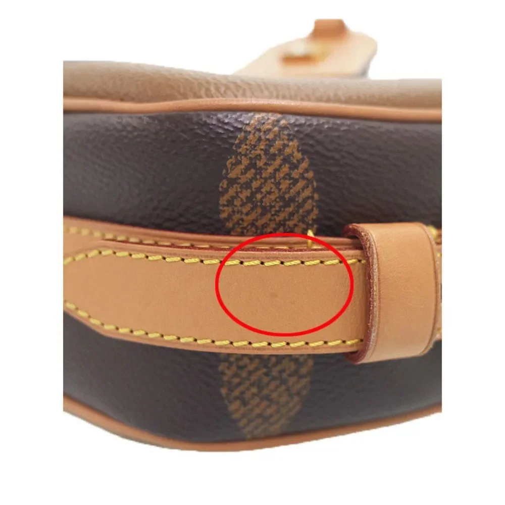 Louis Vuitton Monogram Giant Boite Chapeau Supple Shoulder Bag Black